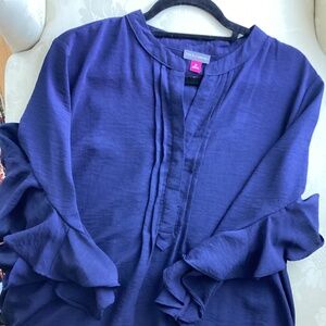 Vince Camuto navy blouse